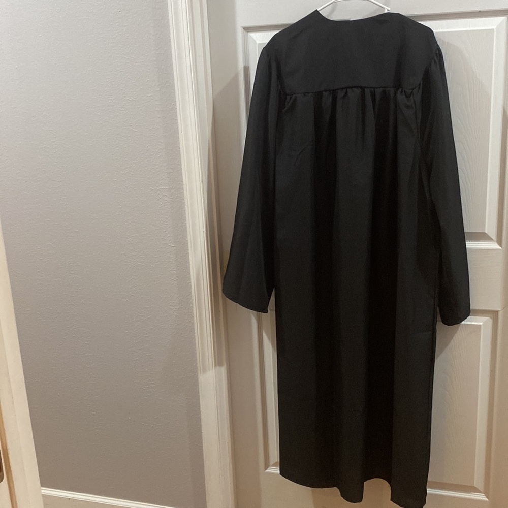 Brand New Church or Graduation Robe - Picture 3 of 3